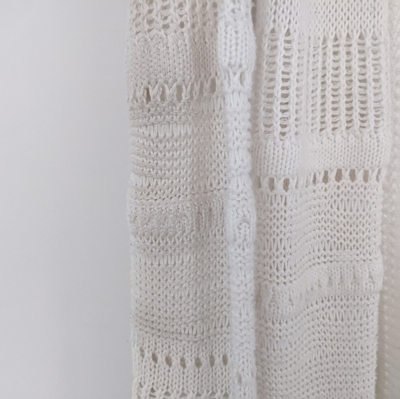 Long white open cardian - Picture 2 of 2